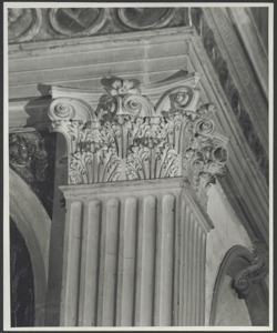 Firenze - Chiesa di S. Lorenzo - sacrestia Vecchia - particolare architettonico