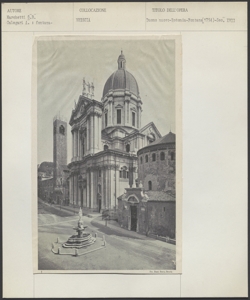 Brescia - Duomo nuovo, Duomo vecchio, o Rotonda, e piazza antistante con fontana