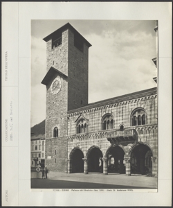 Como - Palazzo del Broletto - Facciata