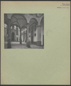 Palermo - Palazzo Comitini - Portico
