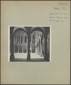 Palermo - Palazzo Reale - Cortile interno