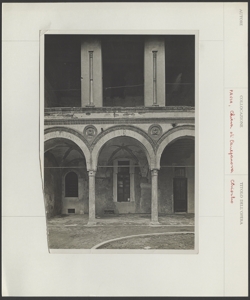 Pavia - Chiesa di santa Maria di Canepanova - Chiostro - Loggiato