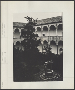 Praglia - Abbazia - Chiostro - Pozzo