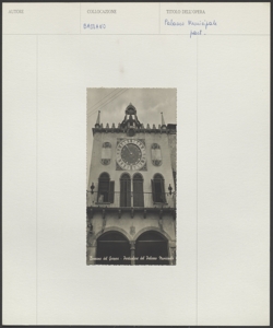 Bassano del Grappa - Palazzo Municipale - Esterno - Facciata - Particolare - Orologio