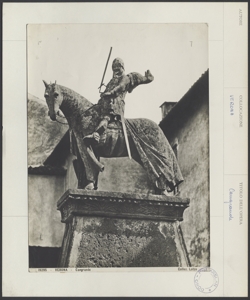Verona - Arche Scaligere - Tomba di Cangrande I - figura equestre
