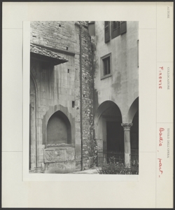 Firenze - Badia - Esterno - Particolare