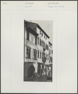 Belluno - Piazza del Mercato - Affreschi - Edifici Architettonici