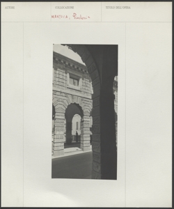 Mantova - Pescheria - Portico - Edificio Architettonico