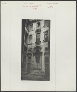 Vicenza - Monte di Pietà - Cortile - Edificio Architettonico