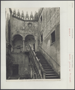 Venezia - Cortile Gotico ai Miracoli - Edificio Architettonico