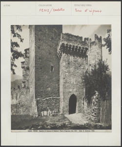 Fenis - Castello - Torre d'ingresso - Edificio Architettonico