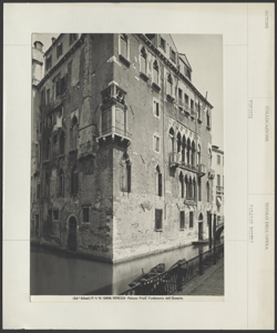 Venezia - Palazzo Priuli - Edificio Architettonico