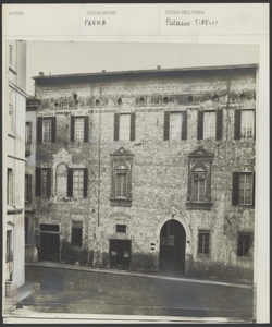 Parma - Palazzo Tirelli - Esterno - Edificio Architettonico