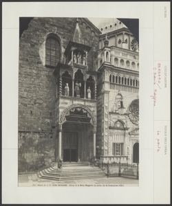 Bergamo - Santa Maria Maggiore - Porta dei Leoni Rossi