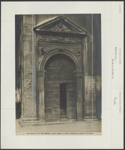 Brescia - Archivio Notarile - Porta - Esterno