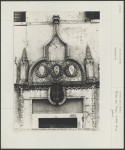 Venezia - Porta dei Forni sulla Riva - Bassorilievo