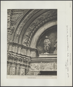 Bologna - S. Petronio - Porta Maggiiore - Bassorilievo - Esterno