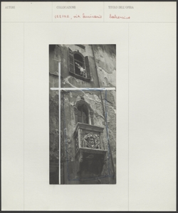 Verona - Via Seminario - Balconcino