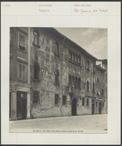 Trento - Palazzo Geremia - Esterno - Affreschi