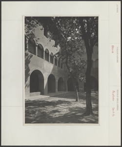 Pavia - Broletto - Cortile