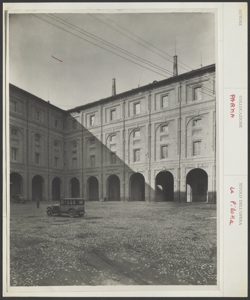 Parma - La Pilotta - Cortile