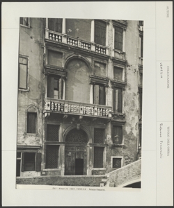 Venezia - Palazzo Foscarini . Edificio Architettonico