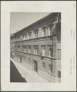 Trento - Palazzo Tabarelli - Facciata
