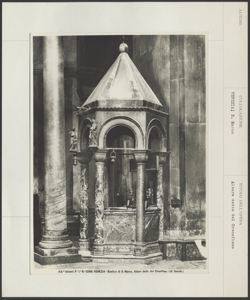 Venezia - S. Marco - Altare del Crocifisso
