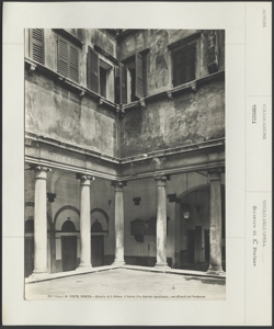 Venezia - S. Stefano - Chiostro