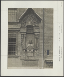 Mantova Piazza Dante - Monumento a Virgilio