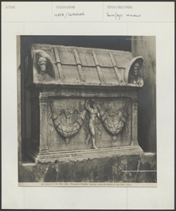 Ivrea - Cattedrale - Sarcofago romano