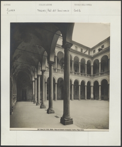 Torino - Palazzo del Seminario - Cortile