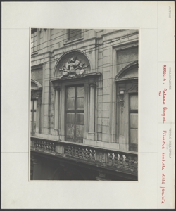 Brescia - Palazzo Bargnani - Finestra - Facciata