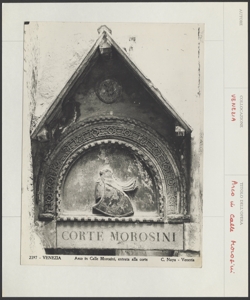 Venezia - Arco - Calle Morosini