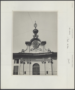 Milano - Palazzo Litta - Particolare - Orologio