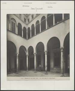 Bergamo - Palazzo Grumelli Pesenti - Cortile